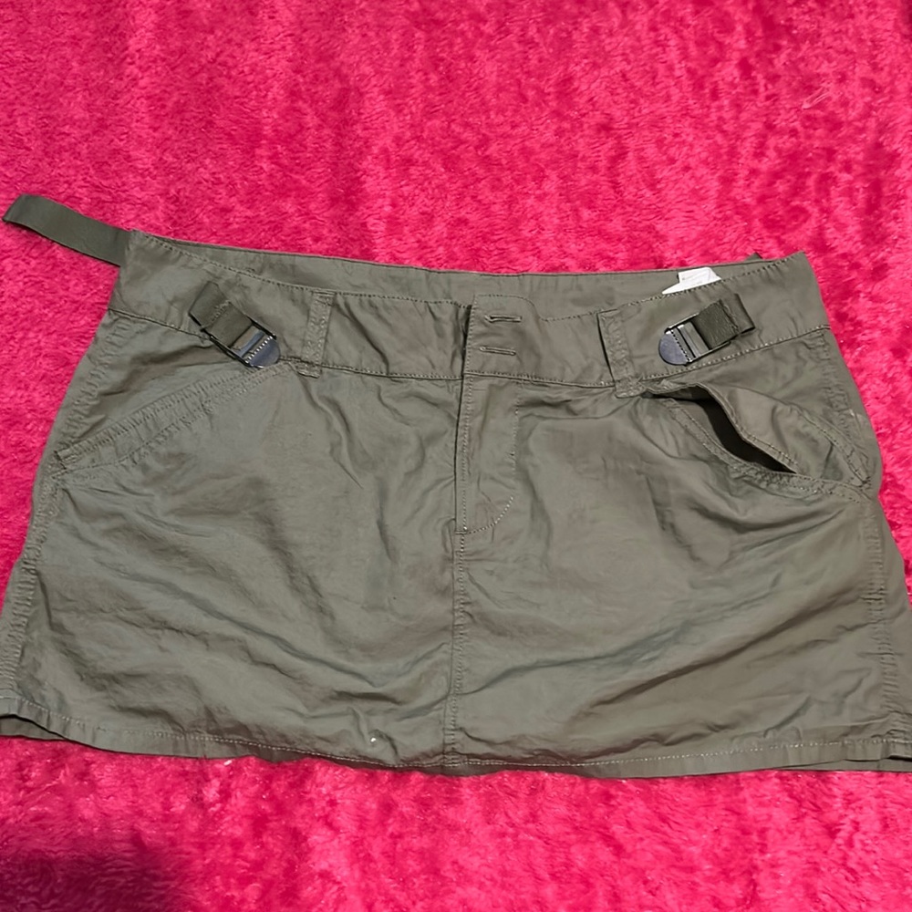 Army Green H&M mini skirt
